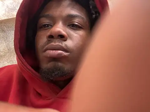 Snapshot of SlimeCrownzOut5 chatting on November 8, 2025, 4:40 pm SlimeCrownzOut5 online show from November 8, 2025, 4:40 pm