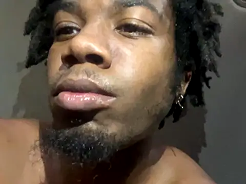 Snapshot of SlimeCrownzOut5 chatting on December 18, 2025, 5:19 pm SlimeCrownzOut5 online show from December 18, 2025, 5:19 pm