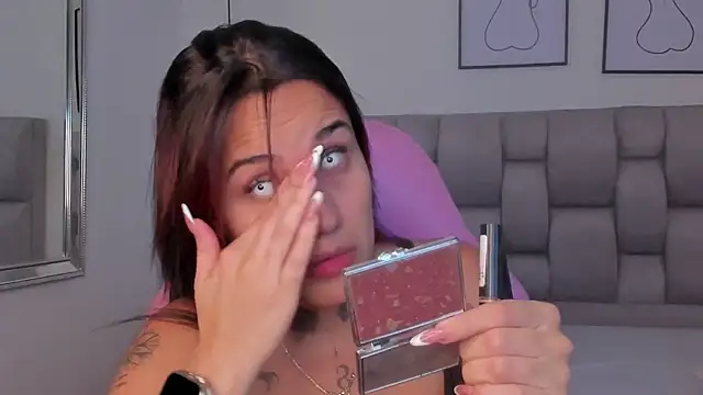 Snapshot of Susan-Sweet-7 chatting on October 20, 2025, 8:09 pm Susan-Sweet-7 online show from October 20, 2025, 8:09 pm