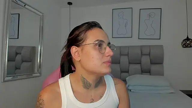 Snapshot of Susan-Sweet-7 chatting on November 7, 2025, 7:47 pm Susan-Sweet-7 online show from November 7, 2025, 7:47 pm