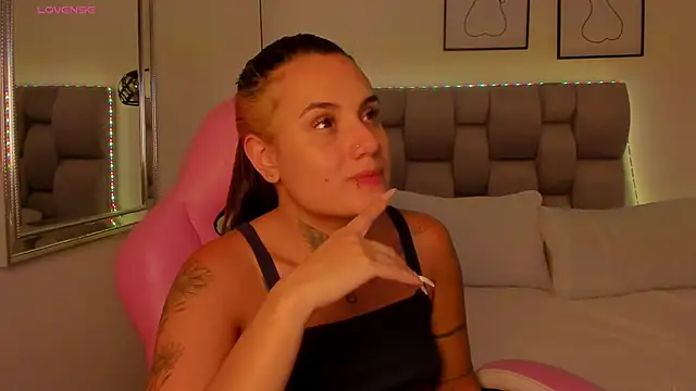 Susan-Sweet-7 online show from February 12, 2026, 8:26 pm