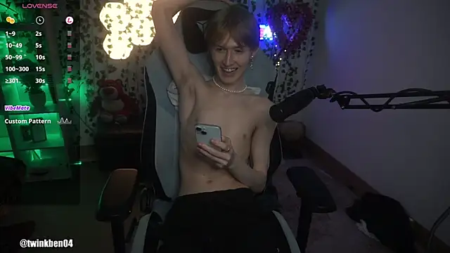 Snapshot of twinkben chatting on September 14, 2025, 7:35 pm twinkben online show from September 14, 2025, 7:35 pm