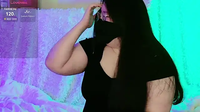 Snapshot of Kara-Nuna chatting on February 15, 2026, 3:25 am Kara-Nuna online show from February 15, 2026, 3:25 am