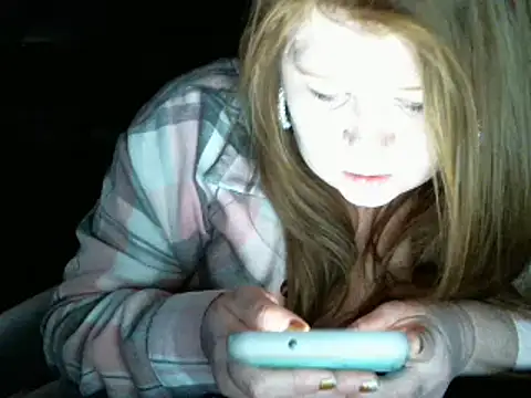 alishababy5678 online show from February 15, 2025, 5:30 am