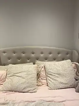 princesslola666 online show from February 10, 2026, 3:05 pm