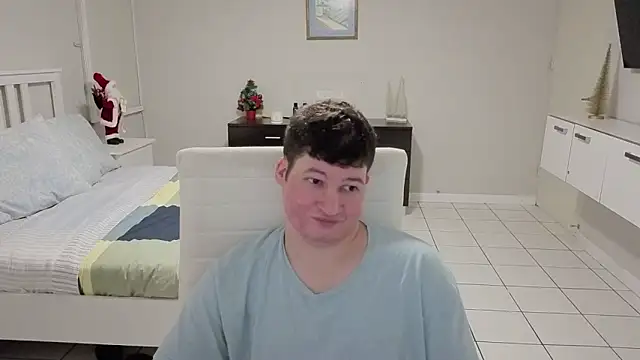 Lorenzo hernandez online show from November 26, 2025, 4:41 pm