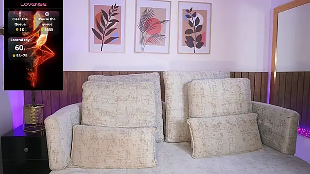 Zarawilliams online show from November 3, 2025, 11:33 am