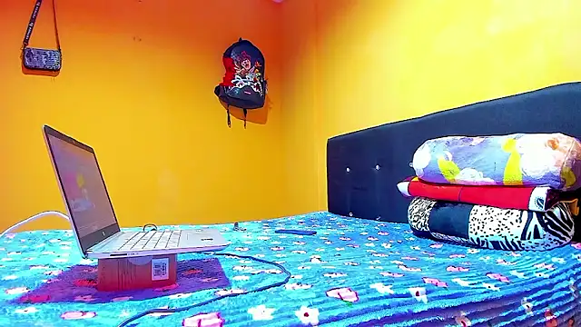 Snapshot of smoker445 chatting on January 9, 2026, 6:31 pm smoker445 online show from January 9, 2026, 6:31 pm