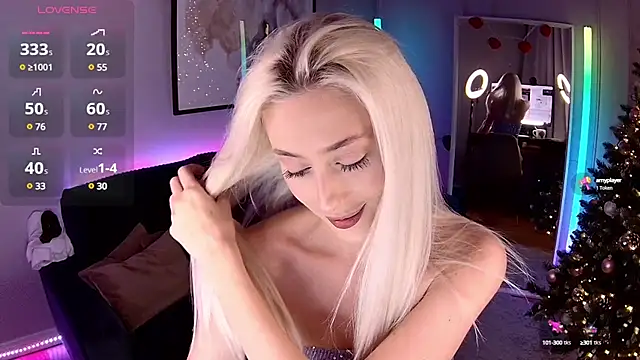 LoryWood online show from January 17, 2025, 2:50 pm