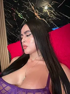 Snapshot of Alexandra_duque chatting on May 16, 2026, 9:13 pm Alexandra duque online show from May 16, 2026, 9:13 pm
