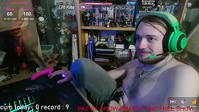 nicolasdumand21 online show from February 10, 2025, 8:31 pm