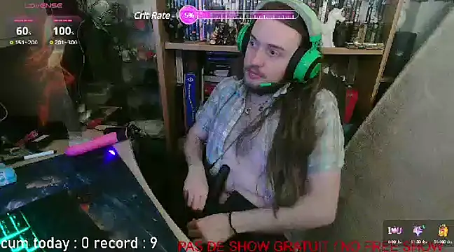 nicolasdumand21 online show from February 18, 2025, 7:52 pm