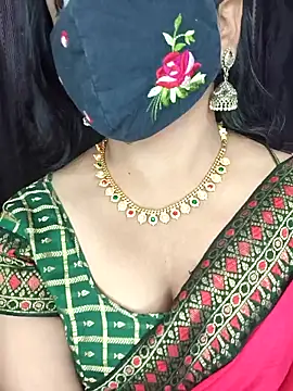 Snapshot of Tanvi-patil chatting on November 20, 2025, 5:07 am Tanvi-patil online show from November 20, 2025, 5:07 am