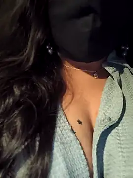 Snapshot of Tanvi-patil chatting on December 22, 2025, 11:57 pm Tanvi-patil online show from December 22, 2025, 11:57 pm