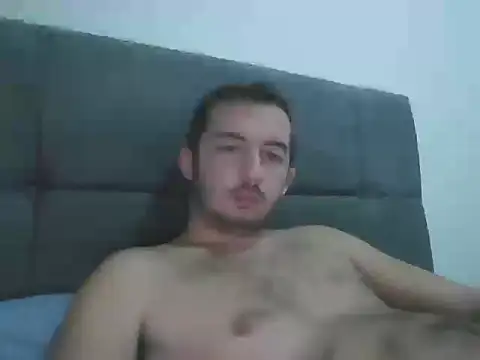 Snapshot of laynufff chatting on October 21, 2025, 5:24 pm laynufff online show from October 21, 2025, 5:24 pm