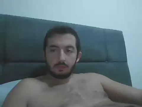 Snapshot of laynufff chatting on November 3, 2025, 5:14 pm laynufff online show from November 3, 2025, 5:14 pm