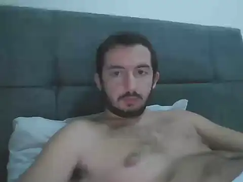 Snapshot of laynufff chatting on November 7, 2025, 5:02 pm laynufff online show from November 7, 2025, 5:02 pm