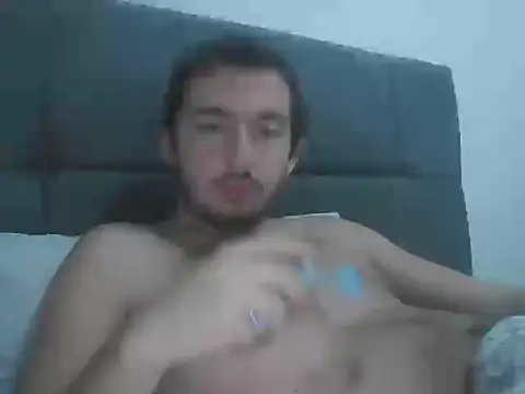 Snapshot of laynufff chatting on November 16, 2025, 7:52 pm laynufff online show from November 16, 2025, 7:52 pm