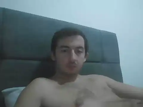 Snapshot of laynufff chatting on November 20, 2025, 5:12 pm laynufff online show from November 20, 2025, 5:12 pm