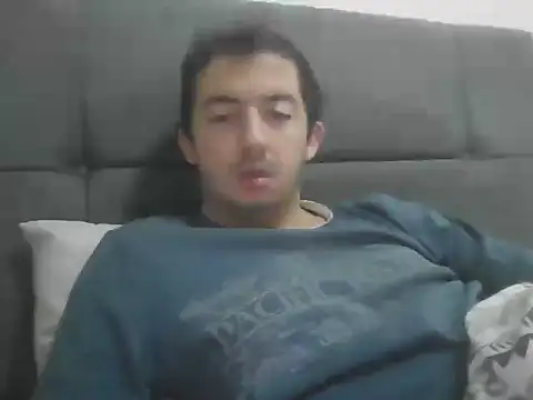 Snapshot of laynufff chatting on November 23, 2025, 5:40 am laynufff online show from November 23, 2025, 5:40 am