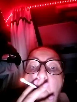 cuplubijoanna online show from November 10, 2025, 4:17 pm