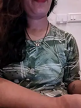 Snapshot of Simaran_bhabhi chatting on January 7, 2026, 8:50 am Simaran bhabhi online show from January 7, 2026, 8:50 am