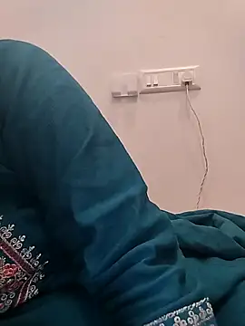 Snapshot of Simaran_bhabhi chatting on January 16, 2026, 1:31 am Simaran bhabhi online show from January 16, 2026, 1:31 am