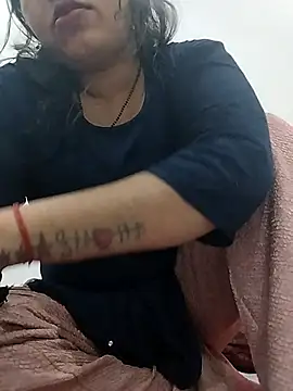 Snapshot of Simaran_bhabhi chatting on March 5, 2026, 12:39 am Simaran bhabhi online show from March 5, 2026, 12:39 am