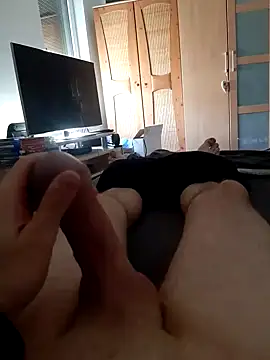 passion4it5 online show from January 1, 2025, 11:38 am