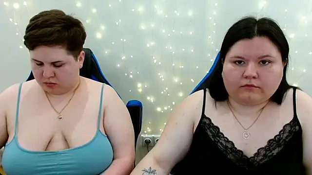 BeckyAndHellen online show from May 22, 2026, 11:05 am
