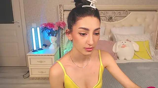 Snapshot of Lina_Robbins chatting on February 18, 2026, 11:33 pm Lina Robbins online show from February 18, 2026, 11:33 pm