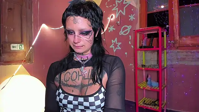 lady sontse  online show from November 9, 2025, 7:23 pm