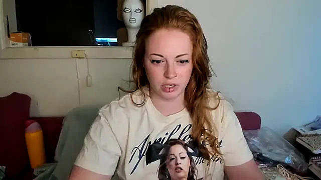 aaprill online show from December 17, 2025, 8:53 am