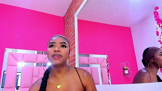 Snapshot of malu_horny_69 chatting on March 19, 2025, 7:38 pm malu horny 69 online show from March 19, 2025, 7:38 pm