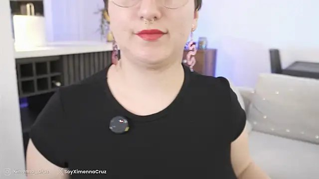 Ximenna Cruz online show from September 9, 2025, 8:19 pm