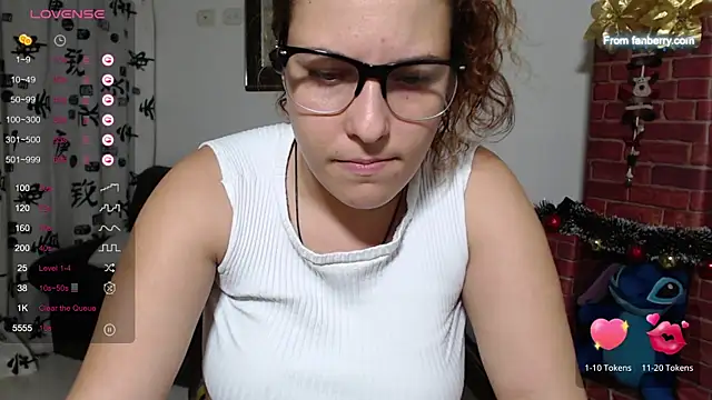 Snapshot of alexia_87 chatting on December 10, 2024, 11:40 pm alexia 87 online show from December 10, 2024, 11:40 pm