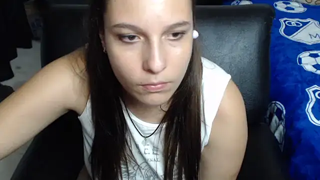 Snapshot of alexia_87 chatting on January 11, 2025, 5:10 am alexia 87 online show from January 11, 2025, 5:10 am