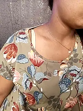 Divya girl online show from February 9, 2025, 7:30 pm