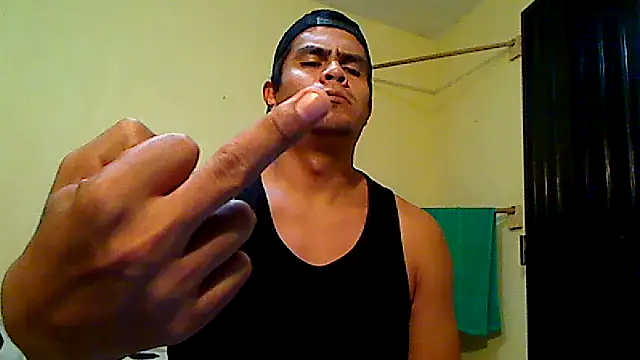 Snapshot of lozter345 chatting on October 20, 2025, 6:58 am lozter345 online show from October 20, 2025, 6:58 am