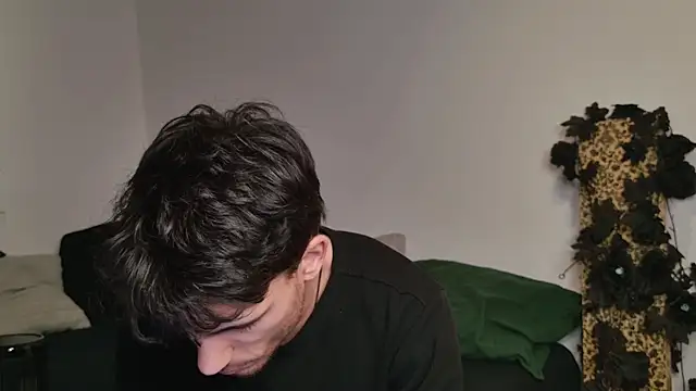 JackDesFeux online show from December 3, 2025, 2:08 am