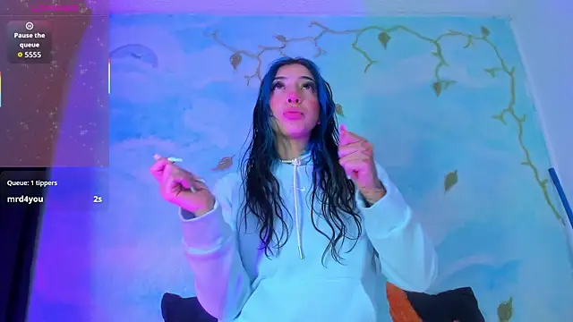 SaturnooStonee online show from September 24, 2025, 4:49 am