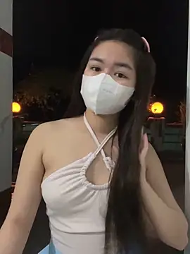 BabyThree  online show from February 10, 2025, 1:44 pm