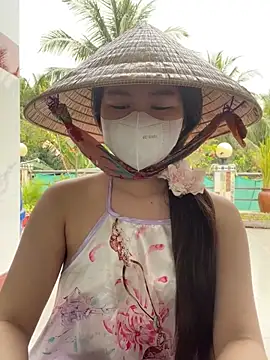 BabyThree  online show from February 11, 2025, 7:23 am