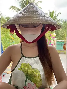 BabyThree  online show from October 20, 2025, 8:26 am