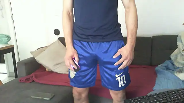 Snapshot of funguybr36 chatting on September 27, 2025, 3:50 pm funguybr36 online show from September 27, 2025, 3:50 pm