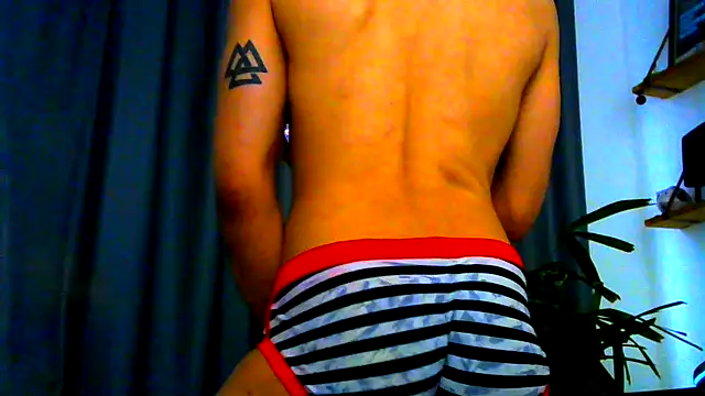 Snapshot of funguybr36 chatting on March 7, 2026, 8:17 pm funguybr36 online show from March 7, 2026, 8:17 pm