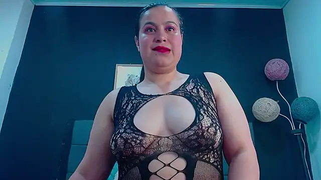 Snapshot of mia_xx1 chatting on October 30, 2025, 4:14 am mia xx1 online show from October 30, 2025, 4:14 am