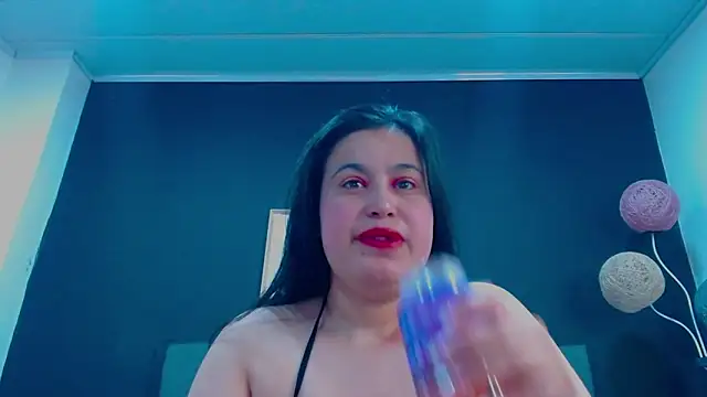 Snapshot of mia_xx1 chatting on November 29, 2025, 10:07 am mia xx1 online show from November 29, 2025, 10:07 am