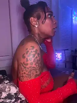 CUMQUEEN-XXX69 online show from November 24, 2025, 3:39 am