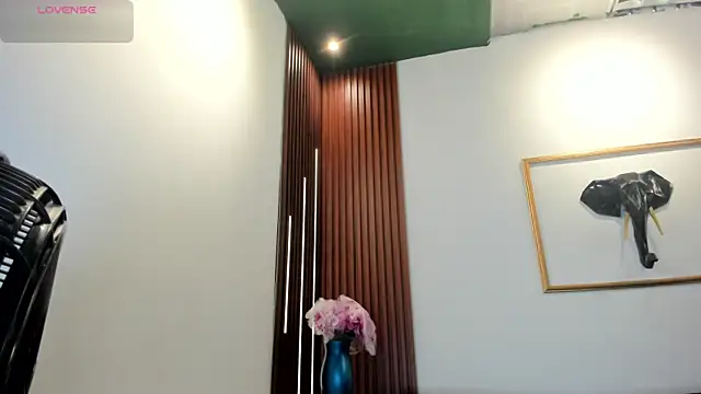 Zayda 1 online show from October 20, 2025, 7:03 pm